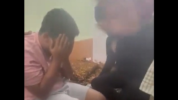 భగీరథ్ పై వేటు వేసిన కాలేజ్ యాజమాన్యం భగీరథ్ పై వేటు వేసిన కాలేజ్ యాజమాన్యం