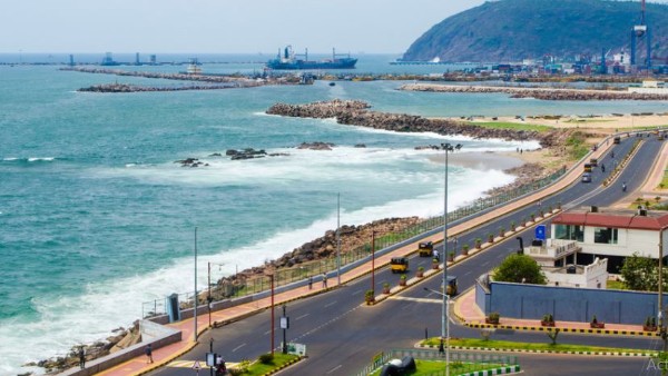  విశాఖ ఏపీకి ఆదాయ వనరు.. ఏపీలో కేంద్ర పాలిత ప్రాంతంపై పెద్ద చర్చ