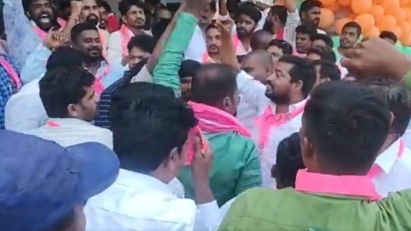 16 బోగీలతో.. 16 బోగీలతో..