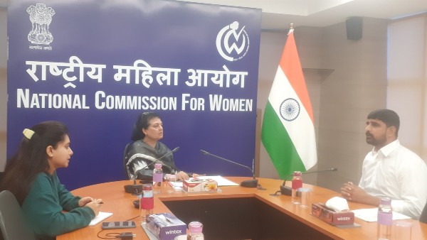 BRS MLc Kaushik Reddy apologises to Telangana governor Tamilisai Soundararajan at National commission for women BRS MLc Kaushik Reddy apologises to Telangana governor Tamilisai Soundararajan at National commission for women