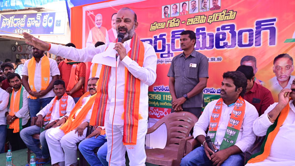 రాష్ట్రంలో వ్యవసాయానికి 24 గంటలు కరెంట్ సరఫరాపై బండి సవాల్