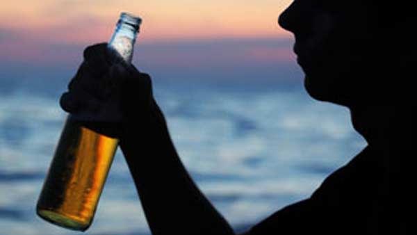 The story closes with a betting and liquor party where the auto driver took his life in Uttar Pradesh. The story closes with a betting and liquor party where the auto driver took his life in Uttar Pradesh.