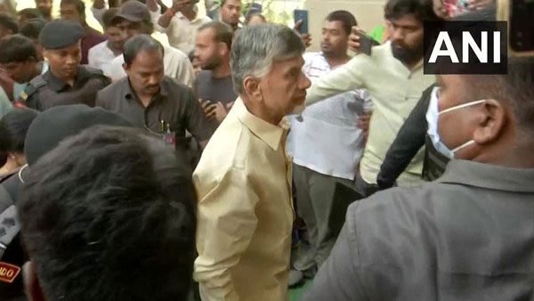 ఎన్నికల్లో పోటీ చేయాలనుకున్నారు..