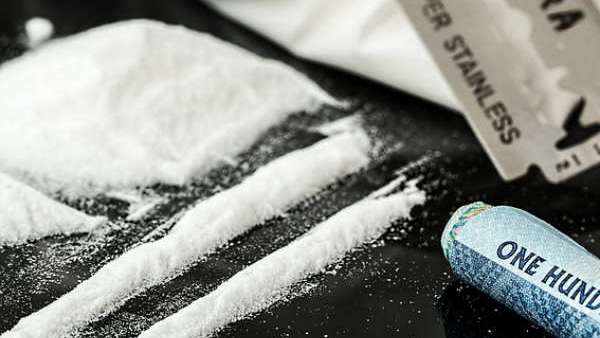 బెంగళూరులో డ్రగ్స్ సీజ్