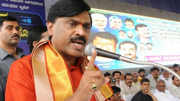  నేను చేతులు కట్టుకుని ఇంట్లో కుర్చలేదు