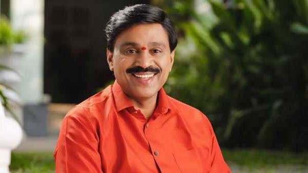 నేను బళ్లారిలో పోటీ చేస్తా నేను బళ్లారిలో పోటీ చేస్తా