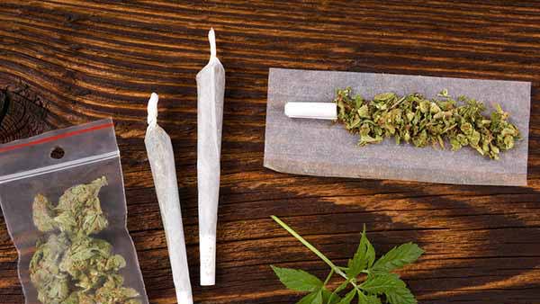 Bengaluru: Inspector deal with ganja smugglers, Sri Rama Sena leaders who filed the case in Belagavi in Karnataka. 