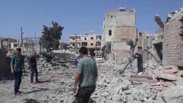 17 గంటల తర్వాత శిధిలాల నుండి బయటపడిన అక్కాతమ్ముళ్ళు 17 గంటల తర్వాత శిధిలాల నుండి బయటపడిన అక్కాతమ్ముళ్ళు