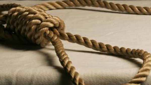 Bengaluru: The corpse of a woman hanging from a tree, who died six months ago, is left with an ivory skeleton.