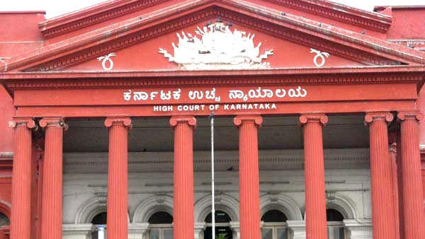 సుమోటో కేసుగా స్వీకరించిన హైకోర్టు