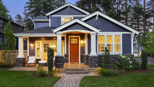 తూర్పు దిశకు అభిముఖంగా ఇల్లు.. సంతోషాలకు నిలయం తూర్పు దిశకు అభిముఖంగా ఇల్లు.. సంతోషాలకు నిలయం