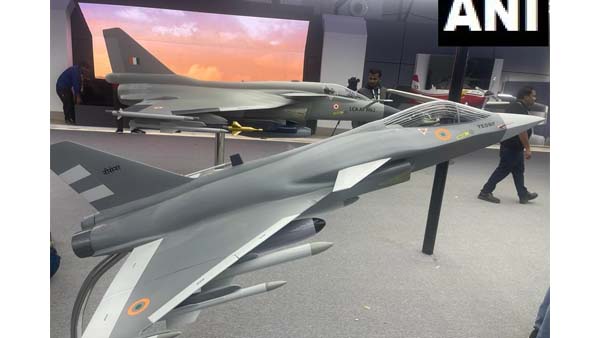 48 జెట్ ప్యాక్ సూట్స్..