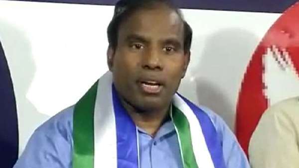 కేసీఆర్ కక్షపూరిత రాజకీయాలు.. 