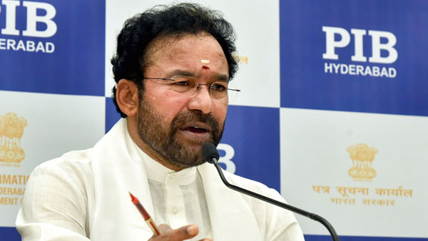 ప్రధానికి తిట్టటానికే సమావేశాలు పెట్టినట్టు ఉన్నారు