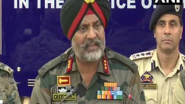 చరిత్ర రాయాలంటే.. ఎవరో ఒకరు చరిత్ర సృష్టించాలి