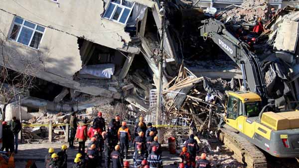 తెల్లవారుజామున తెల్లవారుజామున