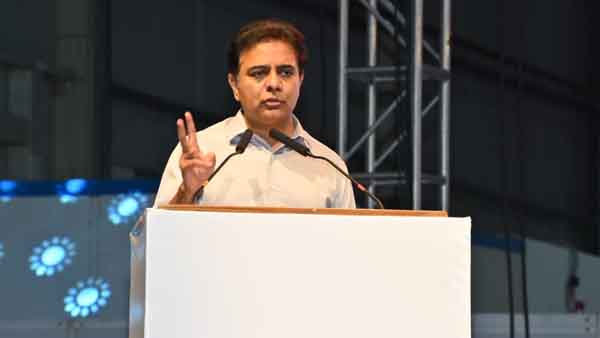 గుజరాత్ నుంచి తెలంగాణలో పెట్టుబడులు: కేటీఆర్ గుజరాత్ నుంచి తెలంగాణలో పెట్టుబడులు: కేటీఆర్