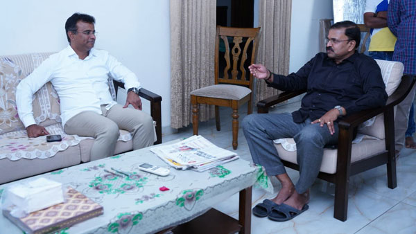 మాజీ జేడీ ఎంట్రీ కోరుకుంటున్న బీఆర్ఎస్