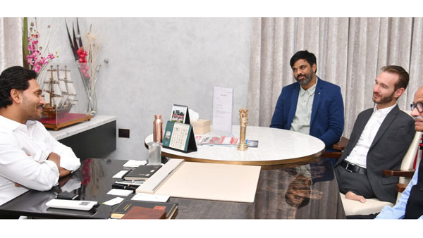 renowned motivational speaker nick vujicic calls on cm jagan, praise his edu reforms