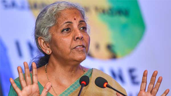 జనాలను జోక్ అంటారా? అంటూ కేసీఆర్‌పై నిర్మలా సీతారామన్ ఫైర్