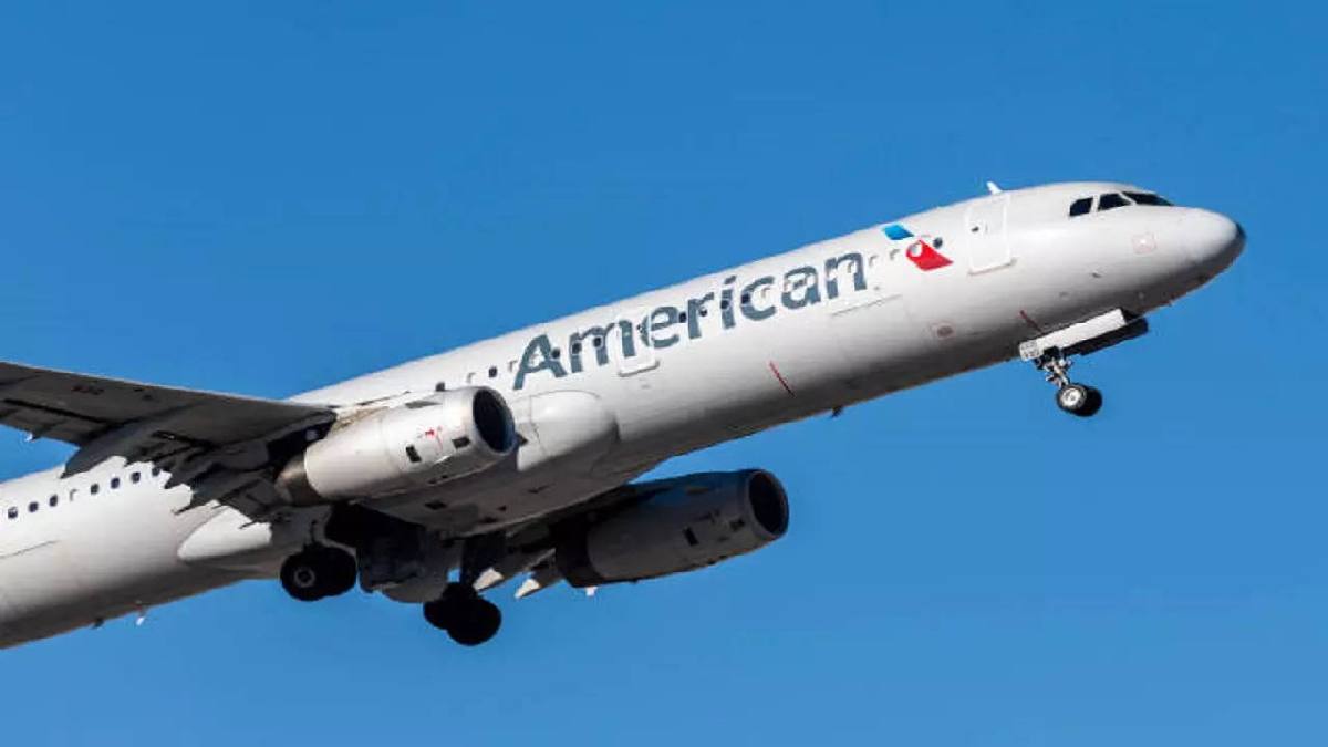 Cancer Patient de-borded from Delhi-New York Flight in delhi airport for seeking help Cancer Patient de-borded from Delhi-New York Flight in delhi airport for seeking help