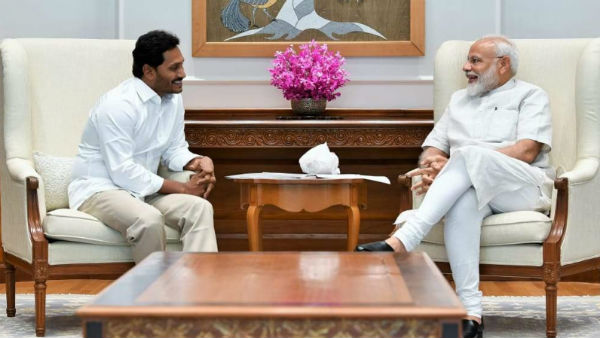 ప్రత్యేక హోదాపై ప్రైవేటు బిల్లుకు రెడీ 