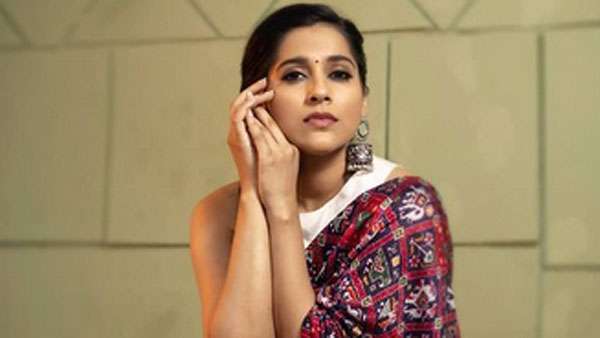 బయట తిరగొద్దు అంటూ రష్మీకి బెదిరింపులు