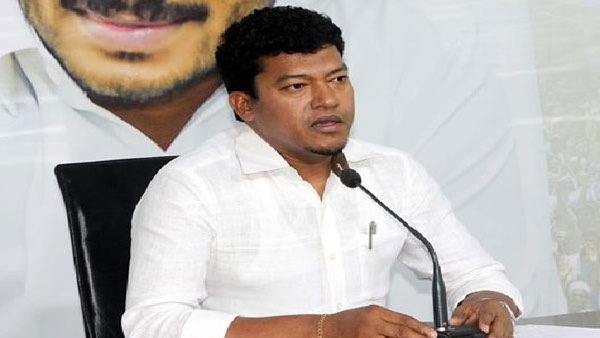 వైసీపీపై వస్తున్న భూకబ్జాల ఆరోపణలపై నిజ నిర్ధారణ కమిటీ వేస్తున్నామన్న నేతలు వైసీపీపై వస్తున్న భూకబ్జాల ఆరోపణలపై నిజ నిర్ధారణ కమిటీ వేస్తున్నామన్న నేతలు