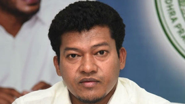 జగన్ కు రిపోర్ట్ పంపిస్తామన్న నేతలు .. ఆ మంత్రికి ఇబ్బంది? జగన్ కు రిపోర్ట్ పంపిస్తామన్న నేతలు .. ఆ మంత్రికి ఇబ్బంది?