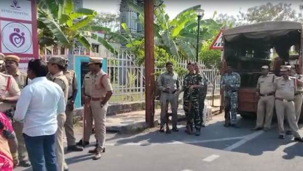 కొనసాగుతున్న వైద్య కళాశాలల బంద్