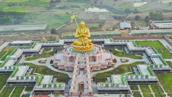 సమతా కుంభ్ లో ప్రతీరోజు పూజలు ఇలా