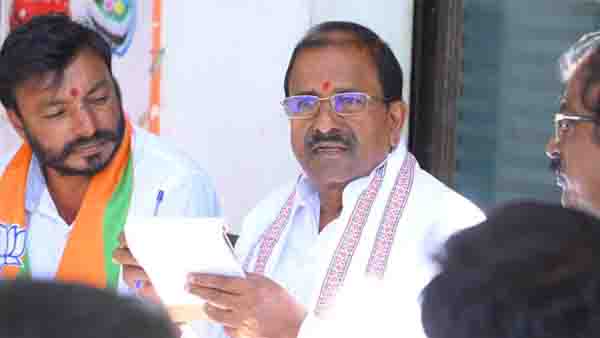 సోముపై తీవ్రస్థాయిలో ఫిర్యాదులు