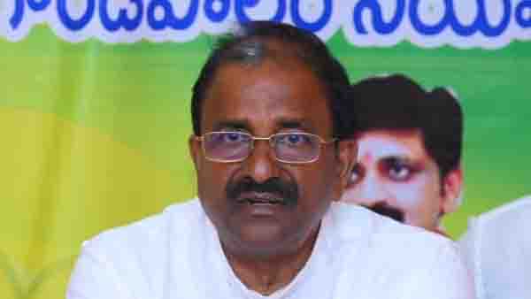 AP BJP Leaders Complaint against Somu Veerrjau to leadership, hi command serious on leaders