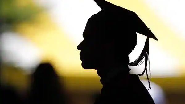 ఇంటర్ కాలేజ్ అమ్మాయి