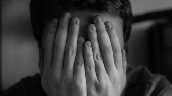 ఎన్నికలలో పోటీ చేసిన కుమారస్వామి,వాళ్ళ బెదిరింపులతో సూసైడ్ 