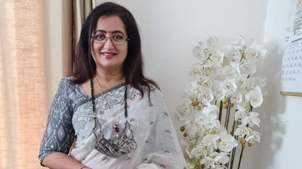 తెలుగింటి ఆడపడుచు మీద ఫోకస్ తెలుగింటి ఆడపడుచు మీద ఫోకస్