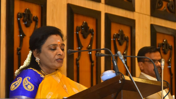 గవర్నర్ కీలక వ్యాఖ్యలు చేసే అవకాశం గవర్నర్ కీలక వ్యాఖ్యలు చేసే అవకాశం