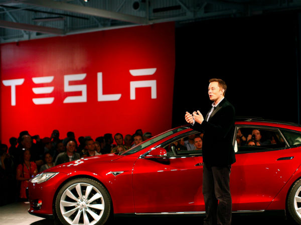 గతేడాది భారీ నష్టాలను చవిచూసిన టెస్లా