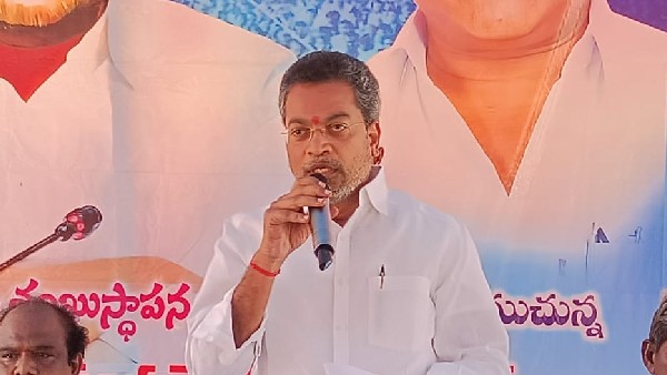 తక్షణమే గడప గడపకు మన ప్రభుత్వం.. తక్షణమే గడప గడపకు మన ప్రభుత్వం..