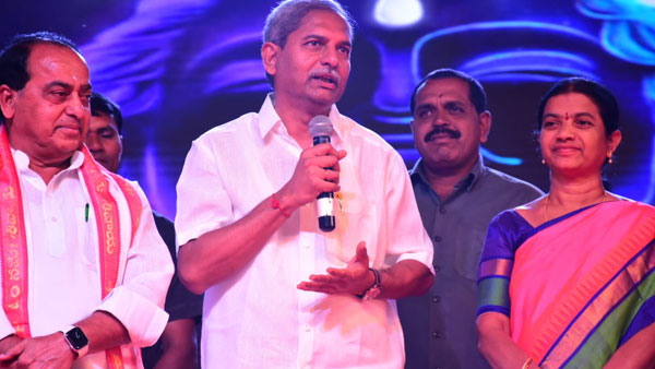కేసీఆర్ మార్గదర్శనంలో వేములవాడ అభివృద్ధి కేసీఆర్ మార్గదర్శనంలో వేములవాడ అభివృద్ధి