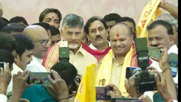 టీడీపీలో చేరిన కన్నా లక్ష్మీనారాయణ