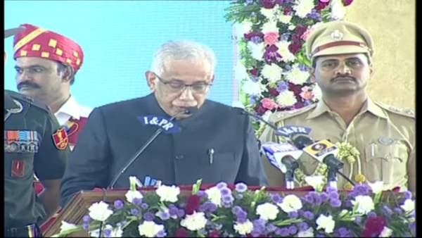 justice abdul nazeer sworn-in as ap governor-jagan,chandrababu on one stage after a year