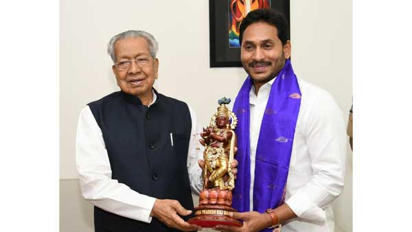 ap cm ys jagan, wife ys bharati grand farewell to outgoing governor harichandan