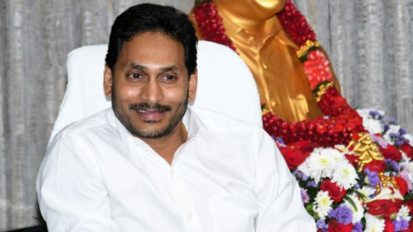 గడప గడపకు