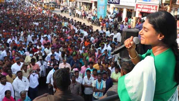 తొమ్మిదేళ్లు మంత్రిగా పనిచేసి ఏం చేశారో చెప్పండి శ్రీహరి 