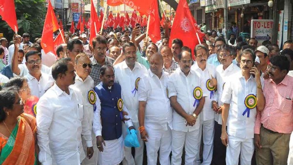 వైసీపీ అభ్యర్థులకు.. వైసీపీ అభ్యర్థులకు..