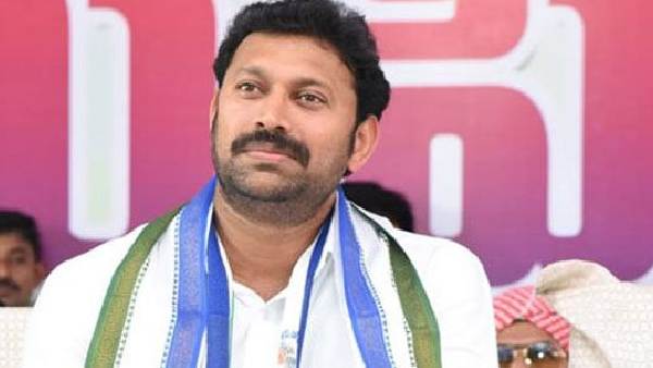 ఎంపీ టికెట్ కోసమా?