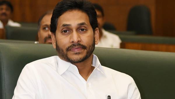 అమ్మఒడి -వైఎస్సార్ ఆసరాకు ప్రాధాన్యత అమ్మఒడి -వైఎస్సార్ ఆసరాకు ప్రాధాన్యత