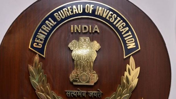 ఉప ముఖ్యమంత్రికి సీబీఐ సమన్లు