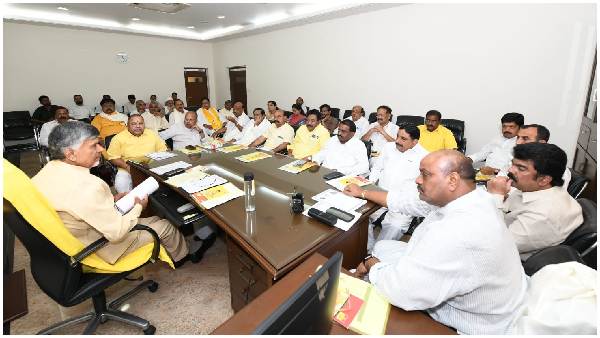 tdp politburo meeting in hyderabad- may take decision on four ysrcp suspended mlas joining tdp politburo meeting in hyderabad- may take decision on four ysrcp suspended mlas joining